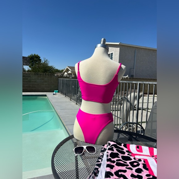 🔥🔥High Waisted Two Pieces Swimsuit🩷 - Picture 3 of 4